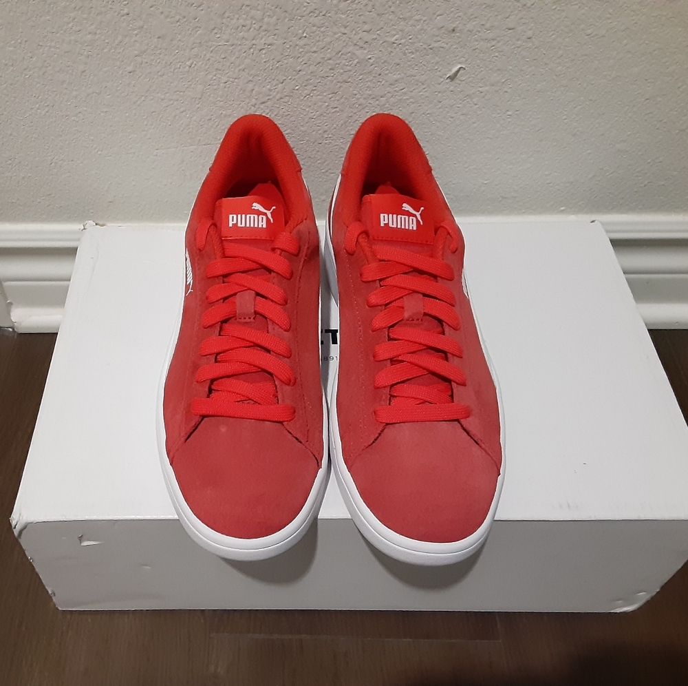 Puma - Picture 2 of 4